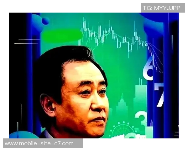 恒大足球俱乐部许家印的崛起与挑战：从辉煌到困境的全景回顾